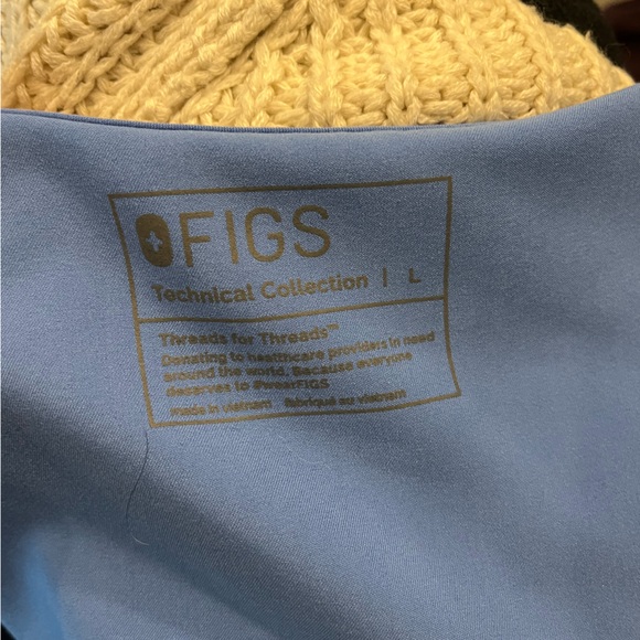 Figs Ceil Blue Catarina Scrub Top - Picture 3 of 3